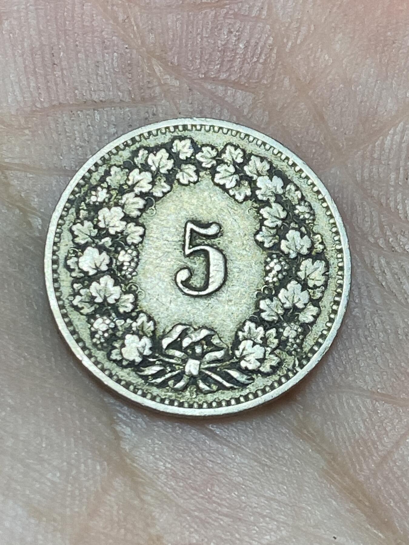 2025年第一百三十六场(总第一百六十二场）外国好品纸夹散币场(免佣金)