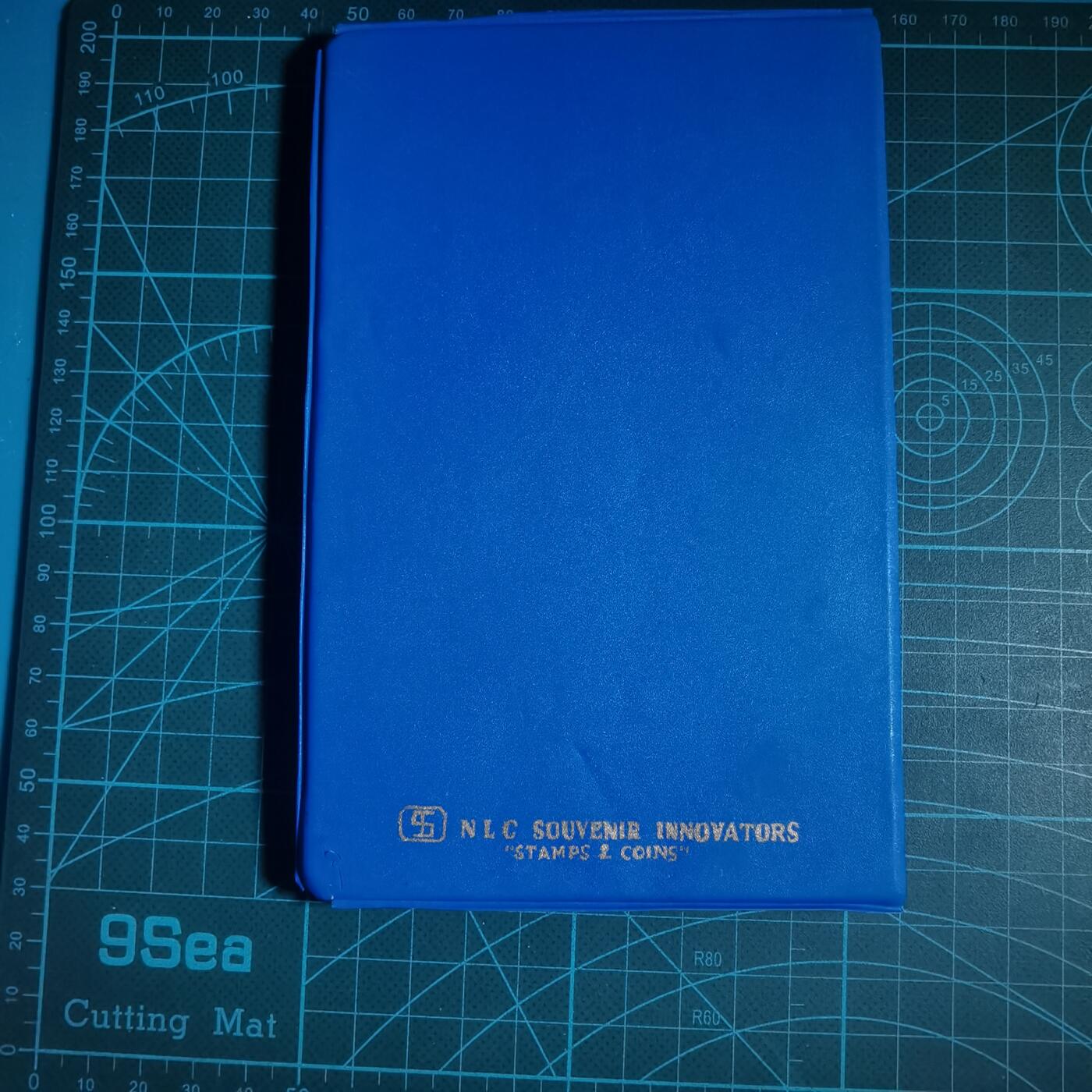 沼泽如烟--第933场 菲律宾纪念册有裂