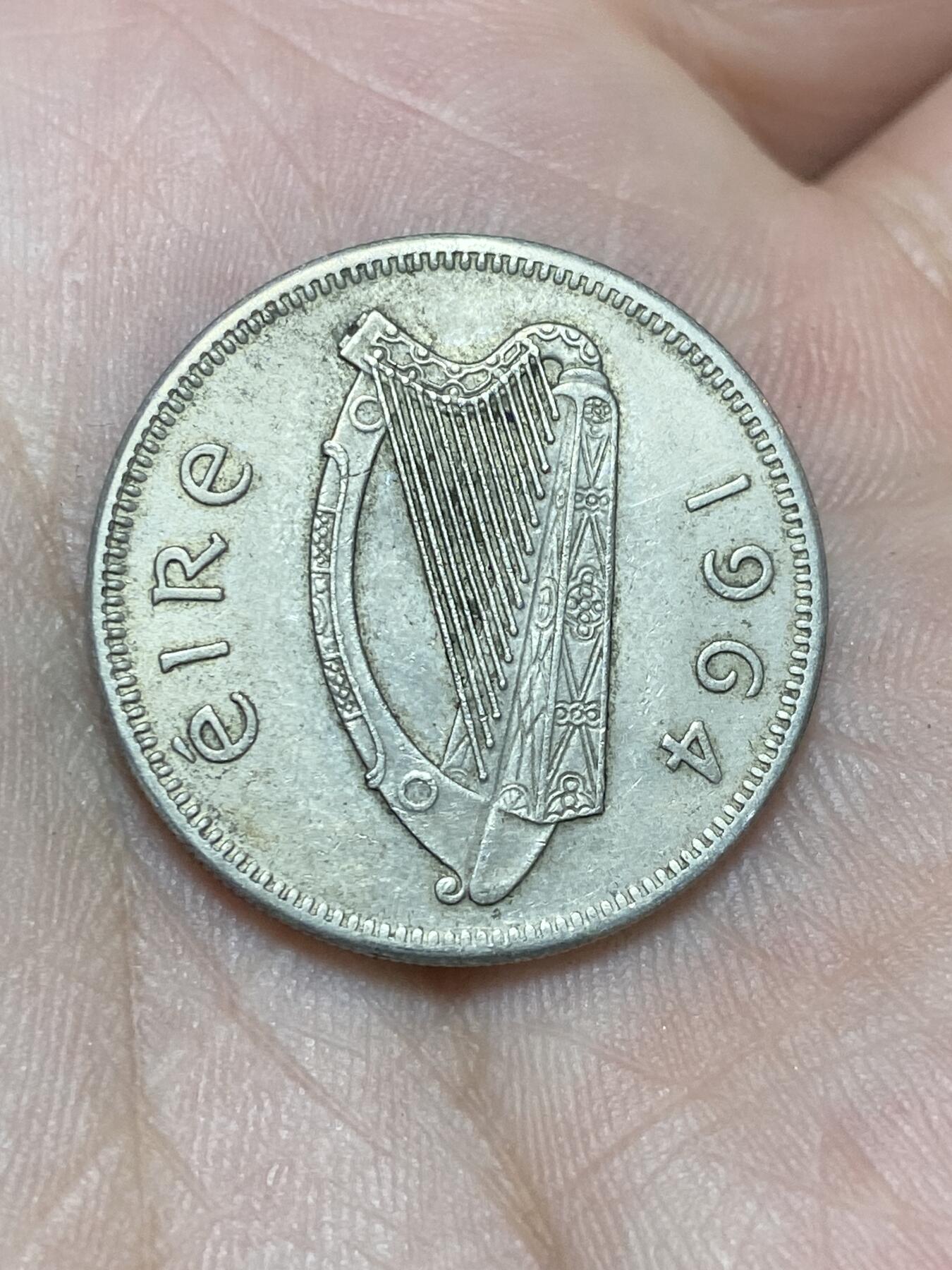 2025年第一百三十六场(总第一百六十二场）外国好品纸夹散币场(免佣金)