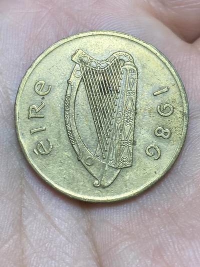 2025年第一百三十六场(总第一百六十二场）外国好品纸夹散币场(免佣金) - 爱尔兰🇮🇪1986年20便士(共和国时期第二套)