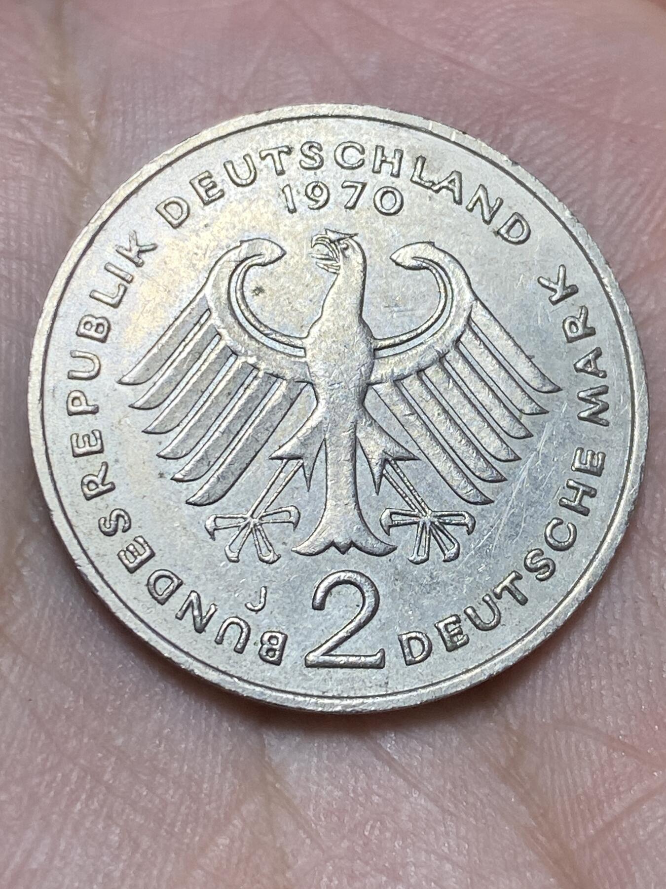 2025年第一百三十六场(总第一百六十二场）外国好品纸夹散币场(免佣金)