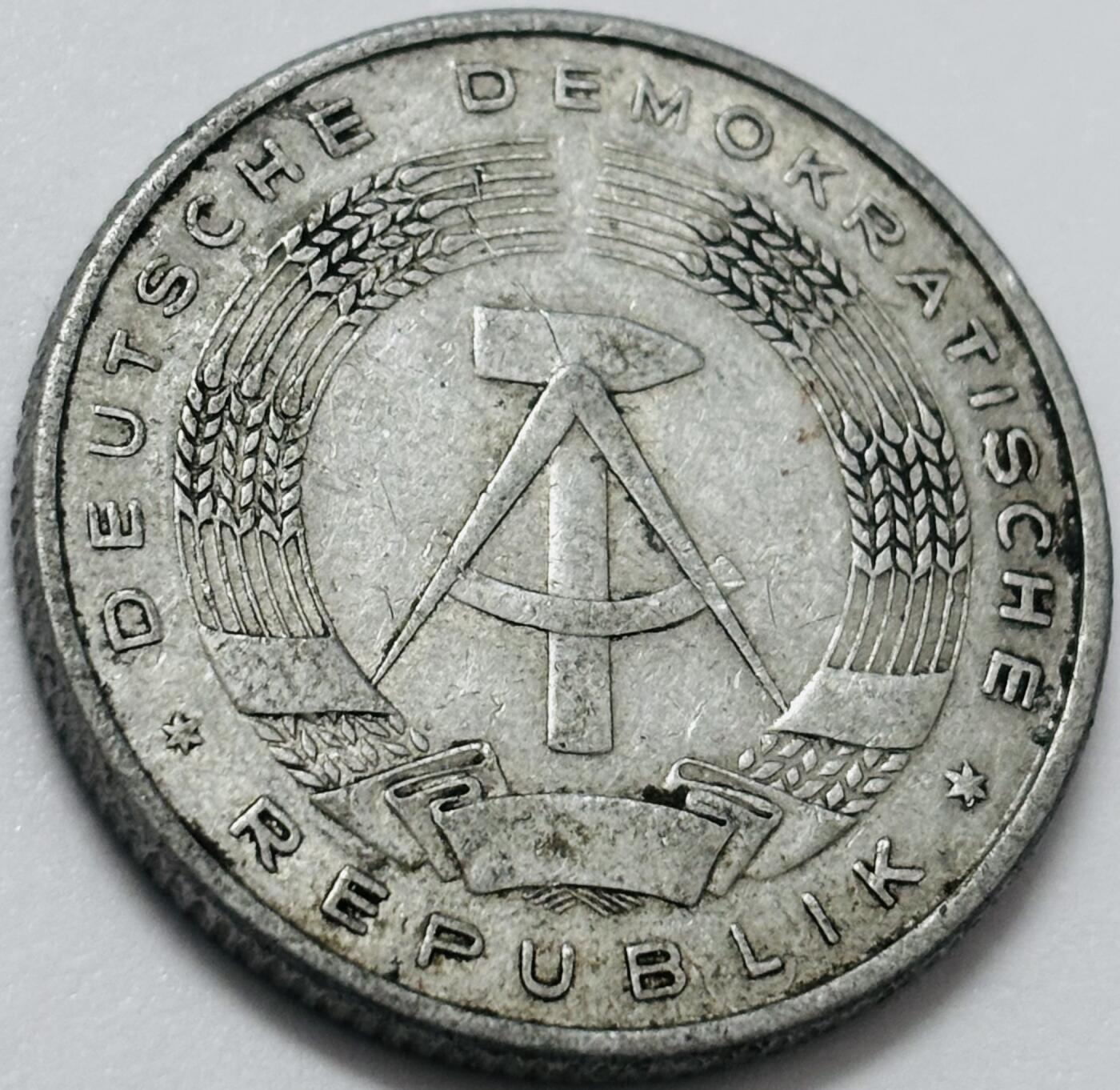 文馨钱币收藏第 285 场，【 长期接收代拍品】银币，评级币，散币场