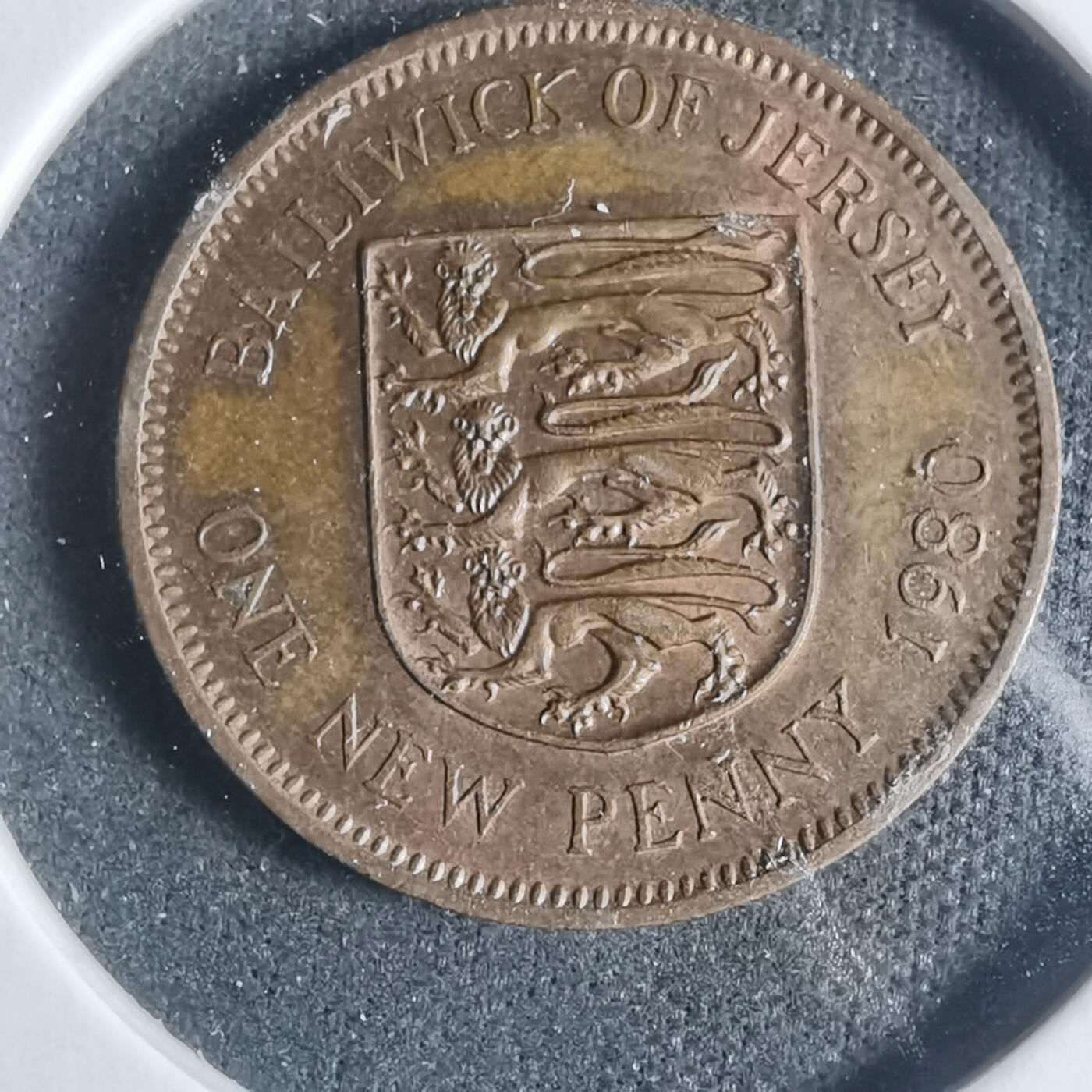 沼泽如烟--第933场 泽西1980年1便士