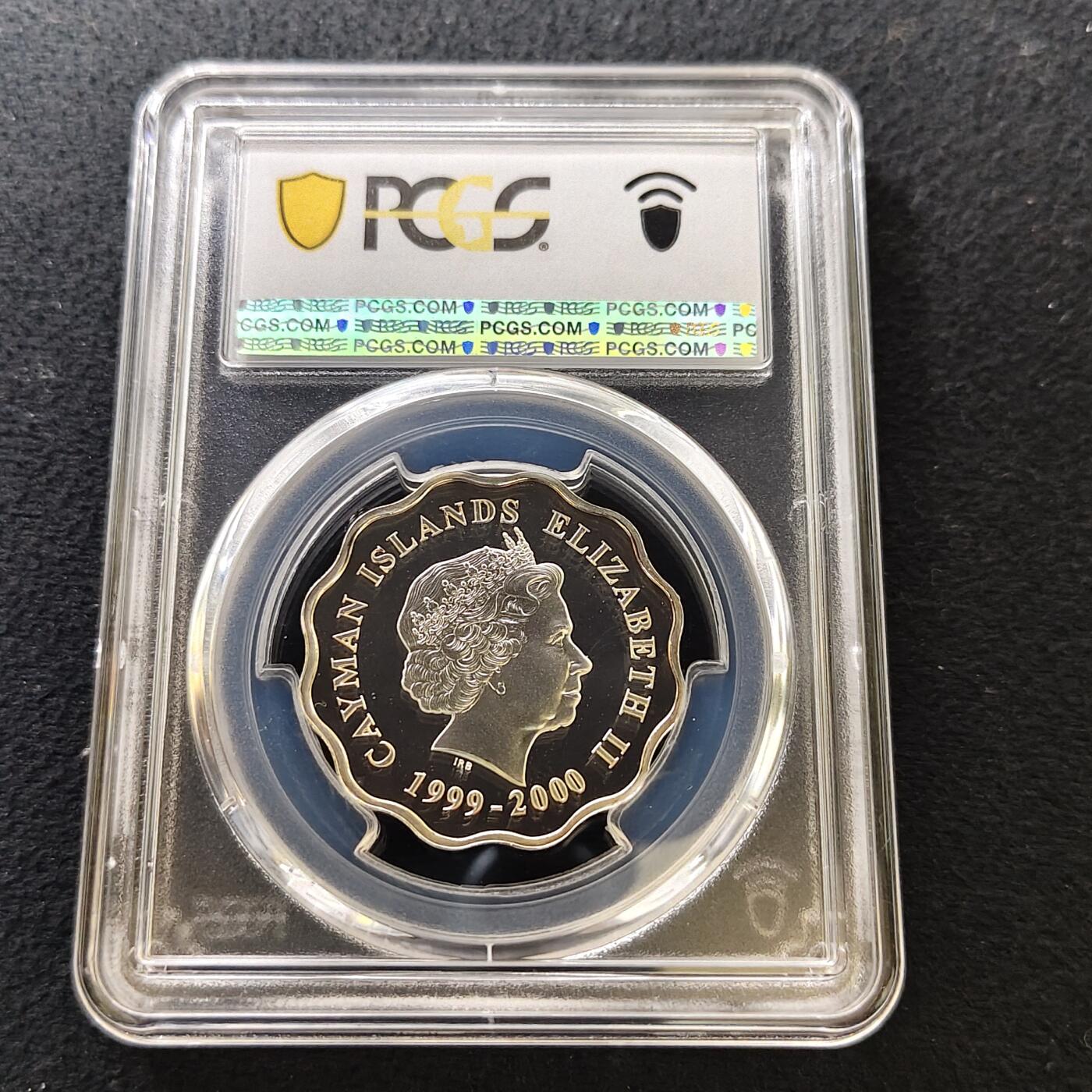 【全场包邮】纯粹捡漏拍487场（免费代拍第24场） 【收藏级·冠军分】开曼群岛2000年2元千禧年兰花花齿形精制纪念银币-PCGS PR69 DCAM