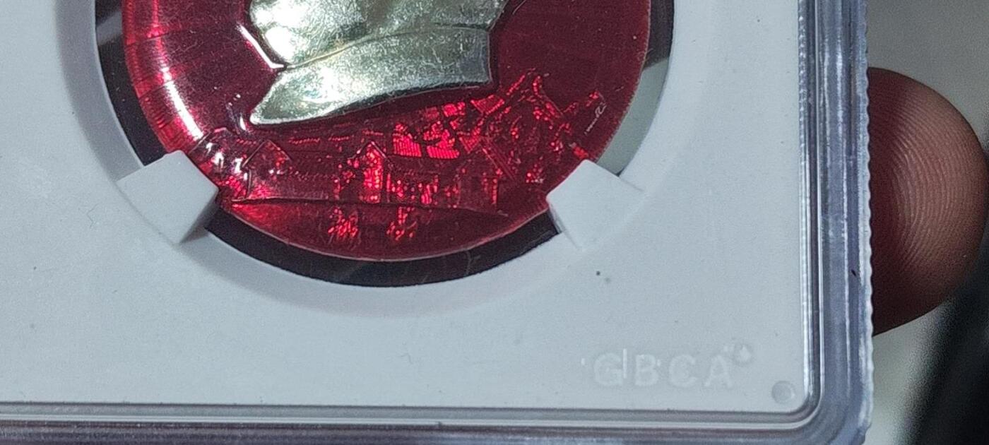 🔥特价清仓🔥公博评级毛主席像章专场  公博评级毛主席像章—本溪市革委会    66分，