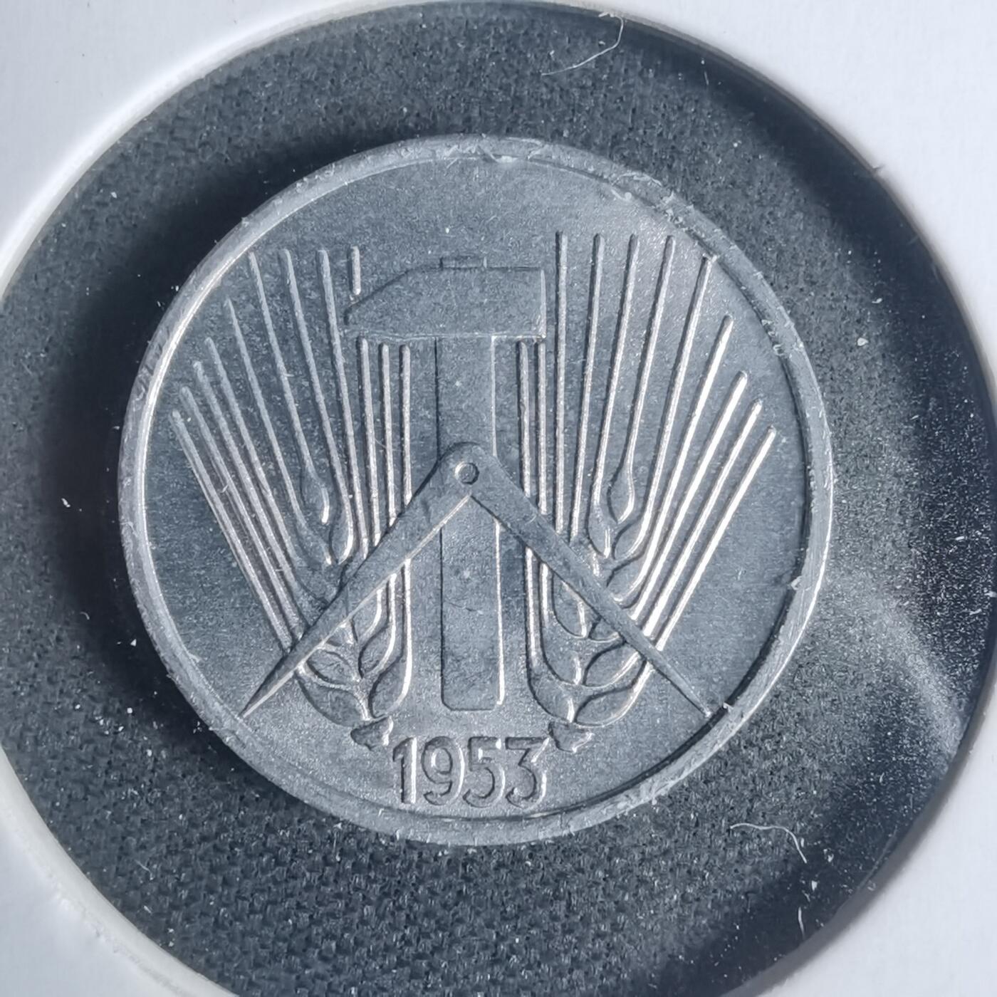 沼泽如烟--第933场 东德1953年5芬尼