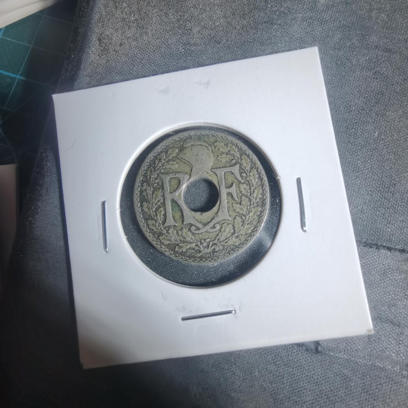 沼泽如烟--第933场 法国1921年25分