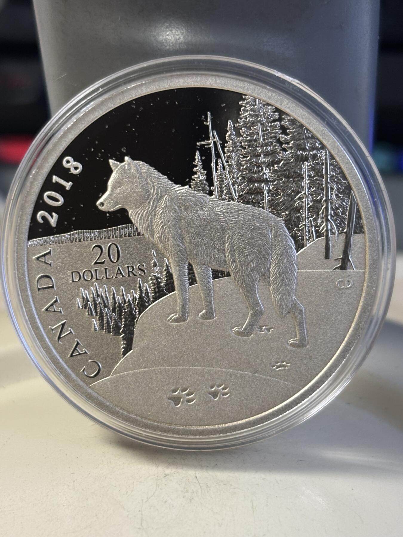 第186期拍卖 加拿大2018年大自然的印象系列3北美狼脚印银币，9999银，发行5500枚