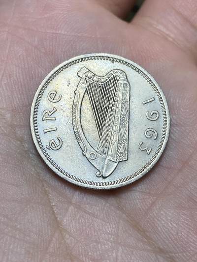 2025年第一百三十六场(总第一百六十二场）外国好品纸夹散币场(免佣金) - 爱尔兰🇮🇪1963年1先令(共和国时期第一套第二版)