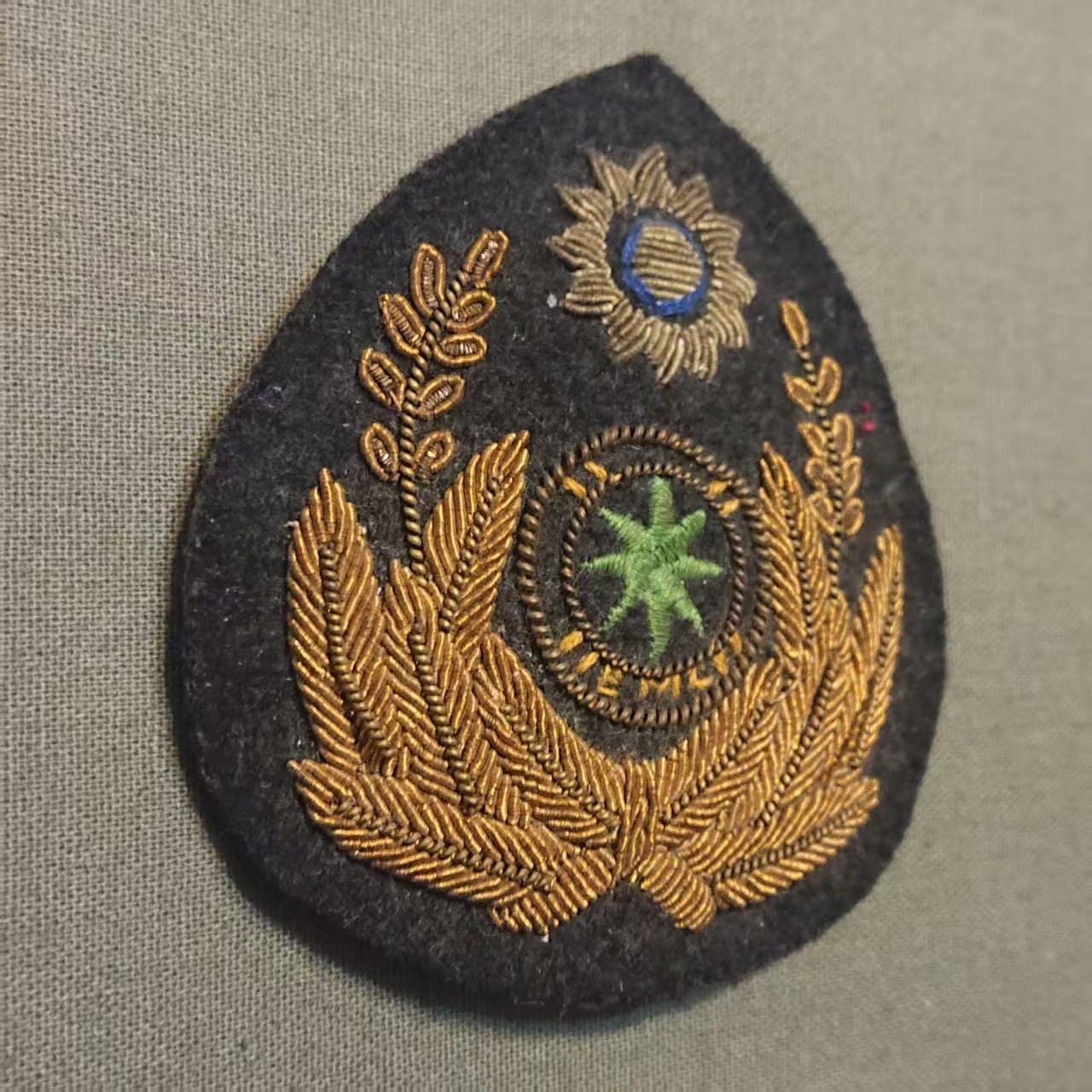 【第叁場】近代勋奖章徽章服饰杂项专场