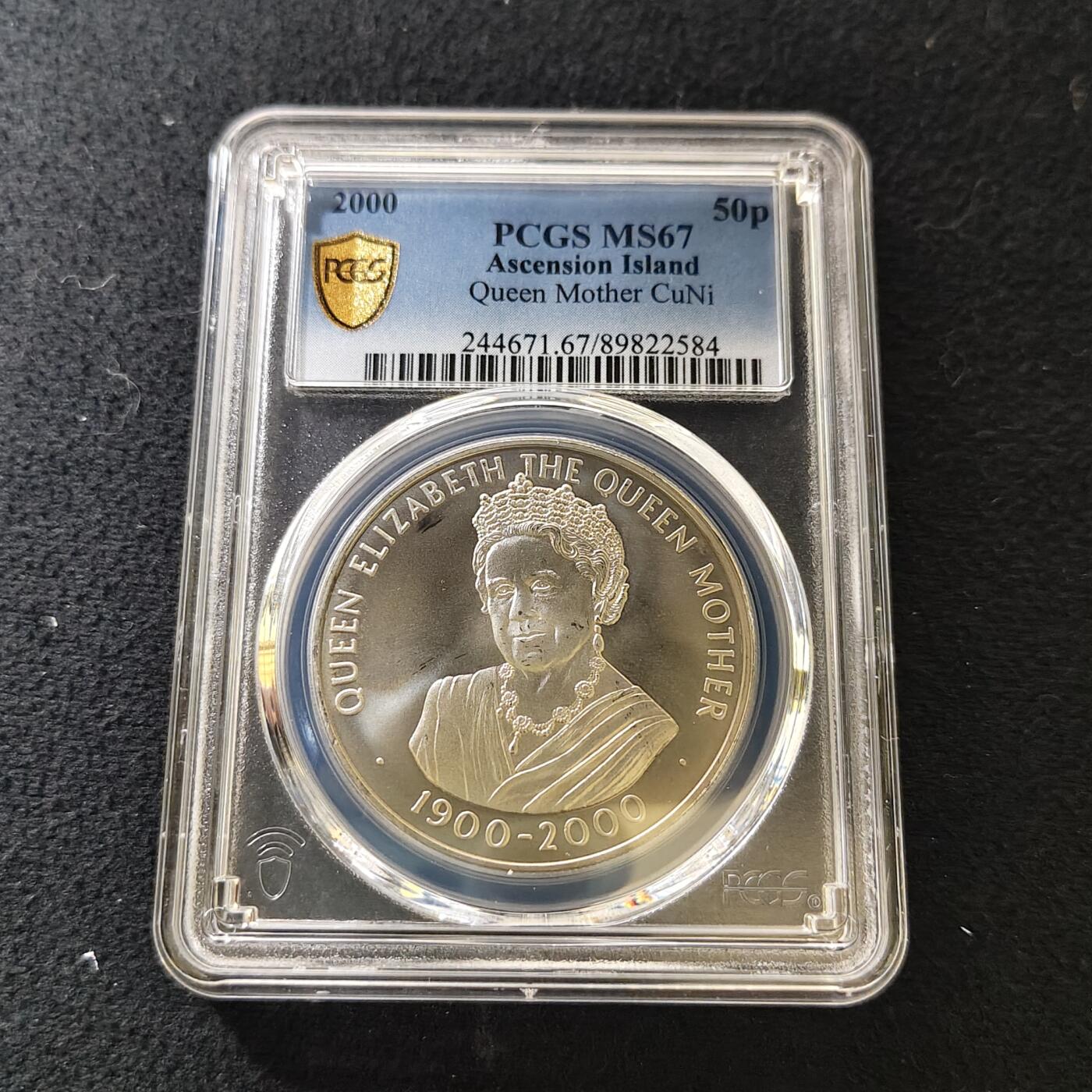 【全场包邮】纯粹捡漏拍487场（免费代拍第24场） 【收藏级·冠军分】阿松森群岛2000年50便士女王母亲伊丽莎白皇太后诞生100周年纪念币-PCGS MS67