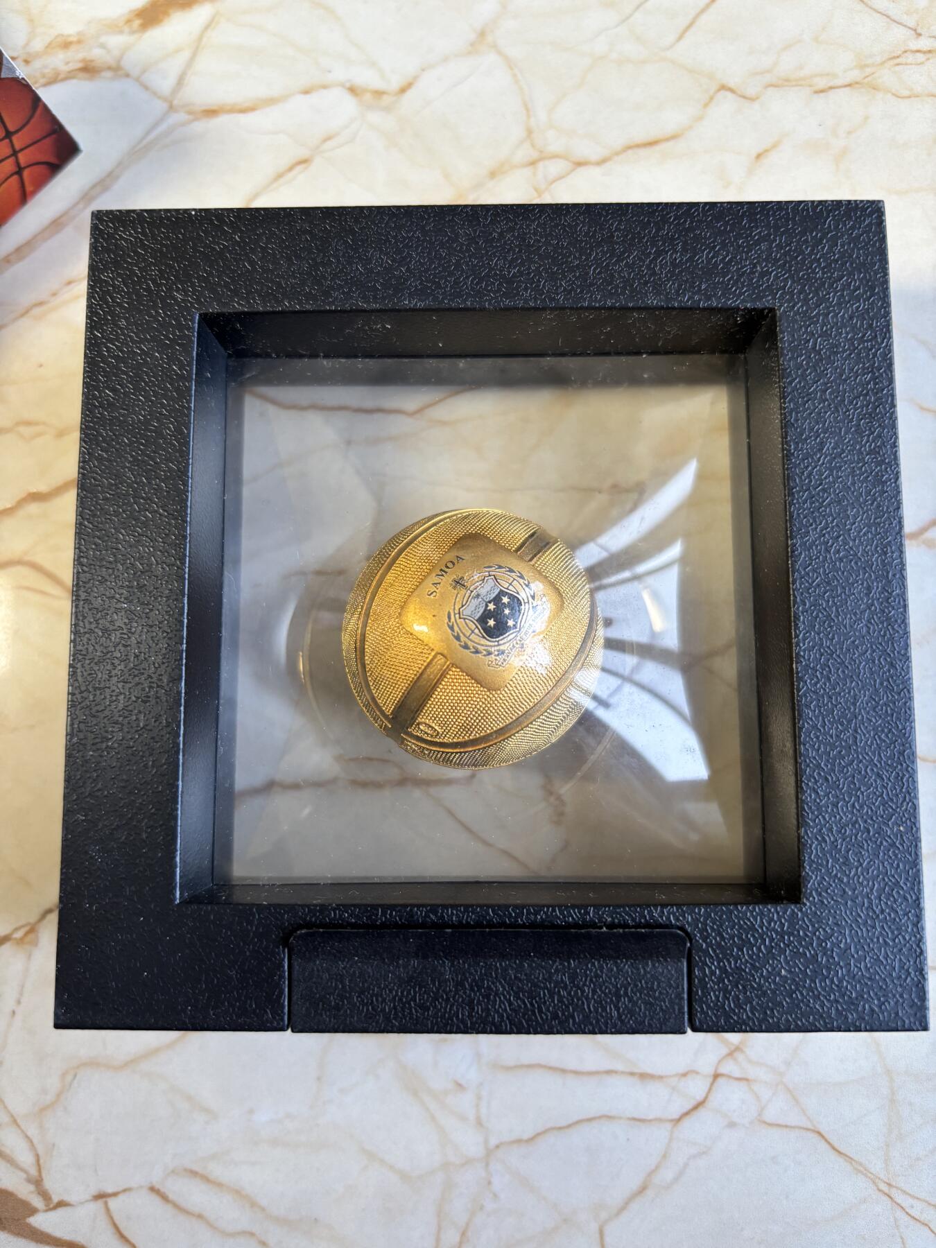 第186期拍卖 萨摩亚2020年篮球1盎司镀金3D立体球形纪念银币，有氧化，1盎司，镀24K金，发行2020枚