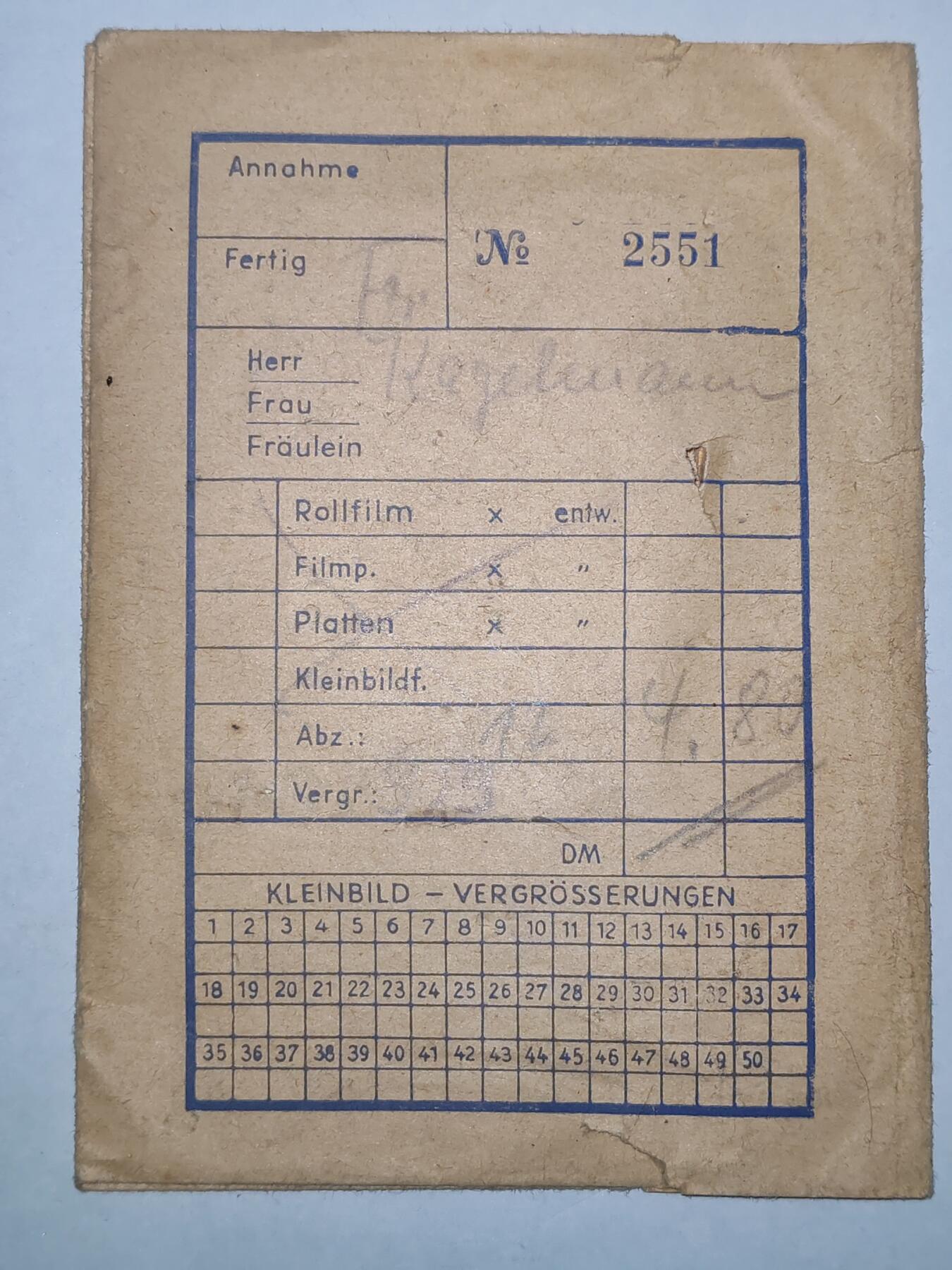 韵星假日拍卖第三十二期 -- Rimey Holidays Auction 32 民主德国国家人民军人民军空军夫妻照片一组七张 原品照片非后洗 极品 带原出厂装订 少见