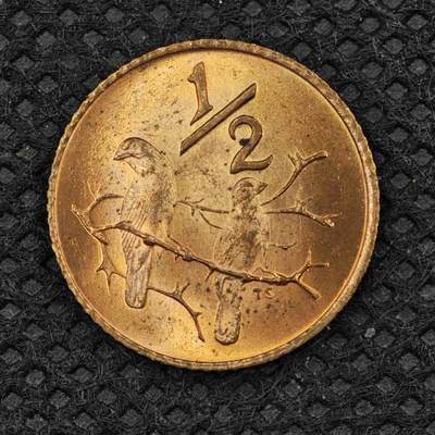 【淘币小摊】限时拍第八百三十二拍  散币场  满百包邮可预留两周  周一统一发货  -  南非1970年1/2分铜币