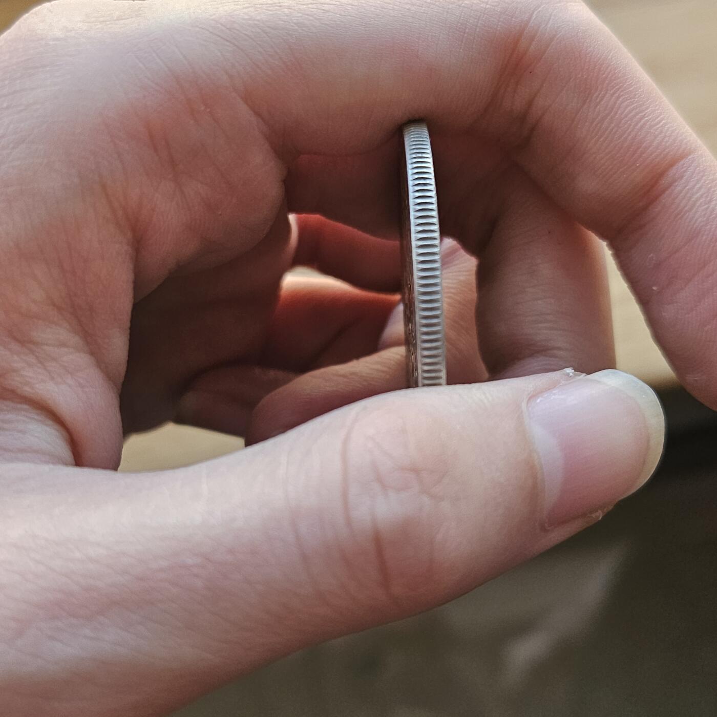 黄油光三角圆，送过PCGS太严了没出分，己砸盒出