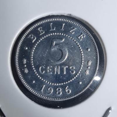 沼泽如烟--第935场 - 伯利兹1986年五分