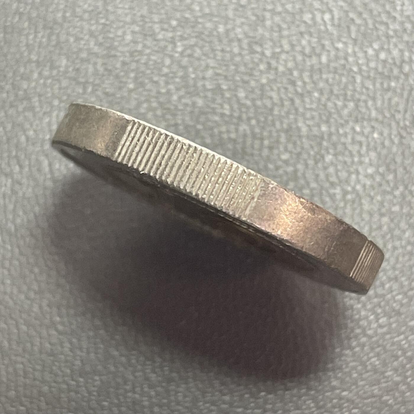 回流1222 香港1994年拾圆双金属币