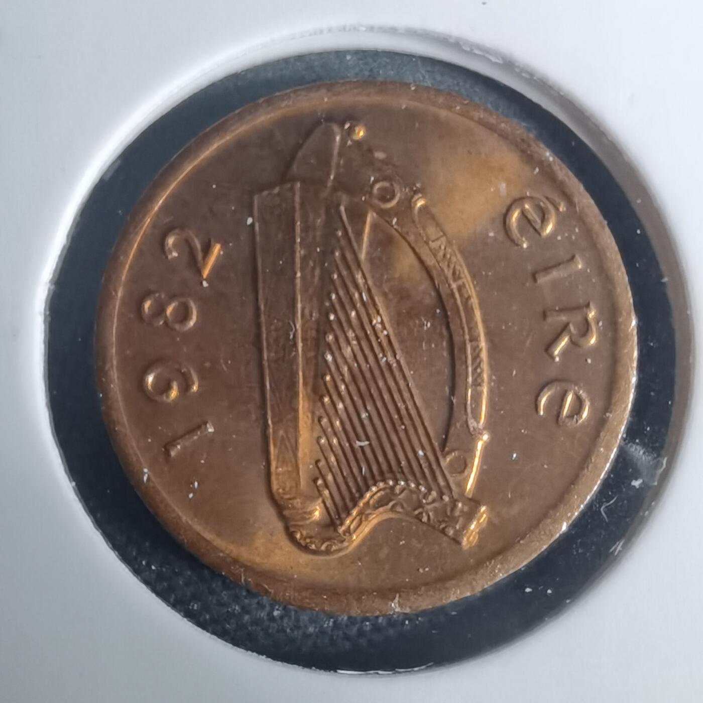 沼泽如烟--第935场 爱尔兰1982年半便士