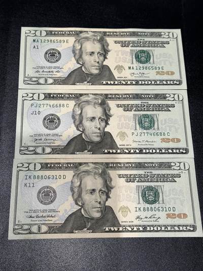 《外钞收藏家》第五百九十四期（畅拍场）（本平台长期征集拍品、欢迎藏友们联系合作） - 美国彩版20元 3个年份3张一起 全新 一张有潮斑