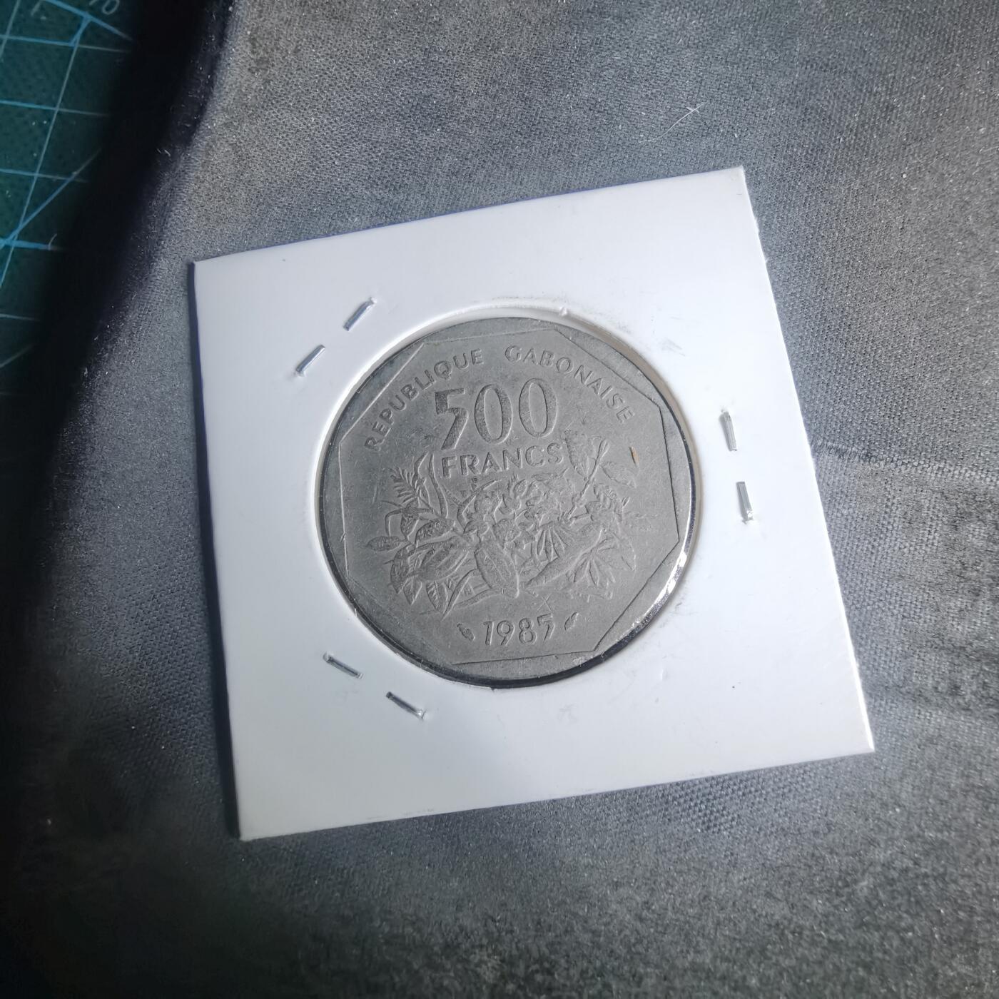 沼泽如烟--第935场 加蓬1985年500法郎