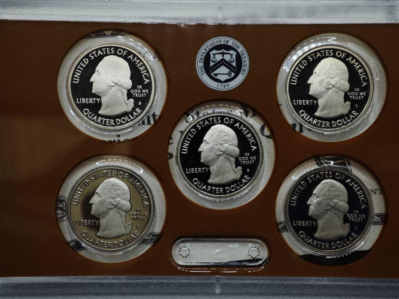 【淘币小摊】实时拍第八百三十拍   银币套币场   满百包邮可预留二周 每周一统一发货   美国2011年精制公园币5枚套原盒原证