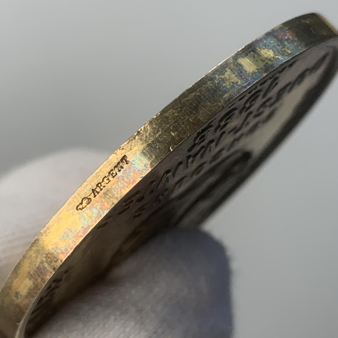 掌中浮雕-藏着的欧洲第046场 1883年法国南特马术比赛镀金银章，42mm，36.8g