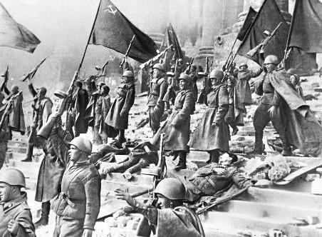 第三帝国最后官方邮票《德意志帝国战斗到底》末日“关门票”一套2枚全