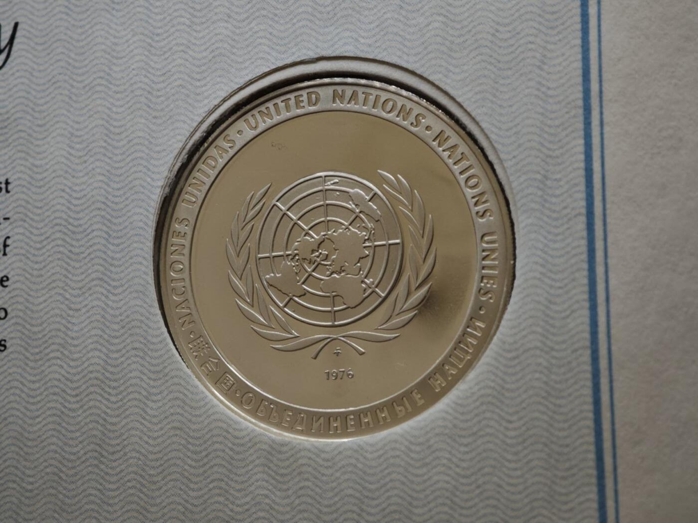 【淘币小摊】实时拍第八百三十拍   银币套币场   满百包邮可预留二周 每周一统一发货   联合国精制银章重20克925银银价260