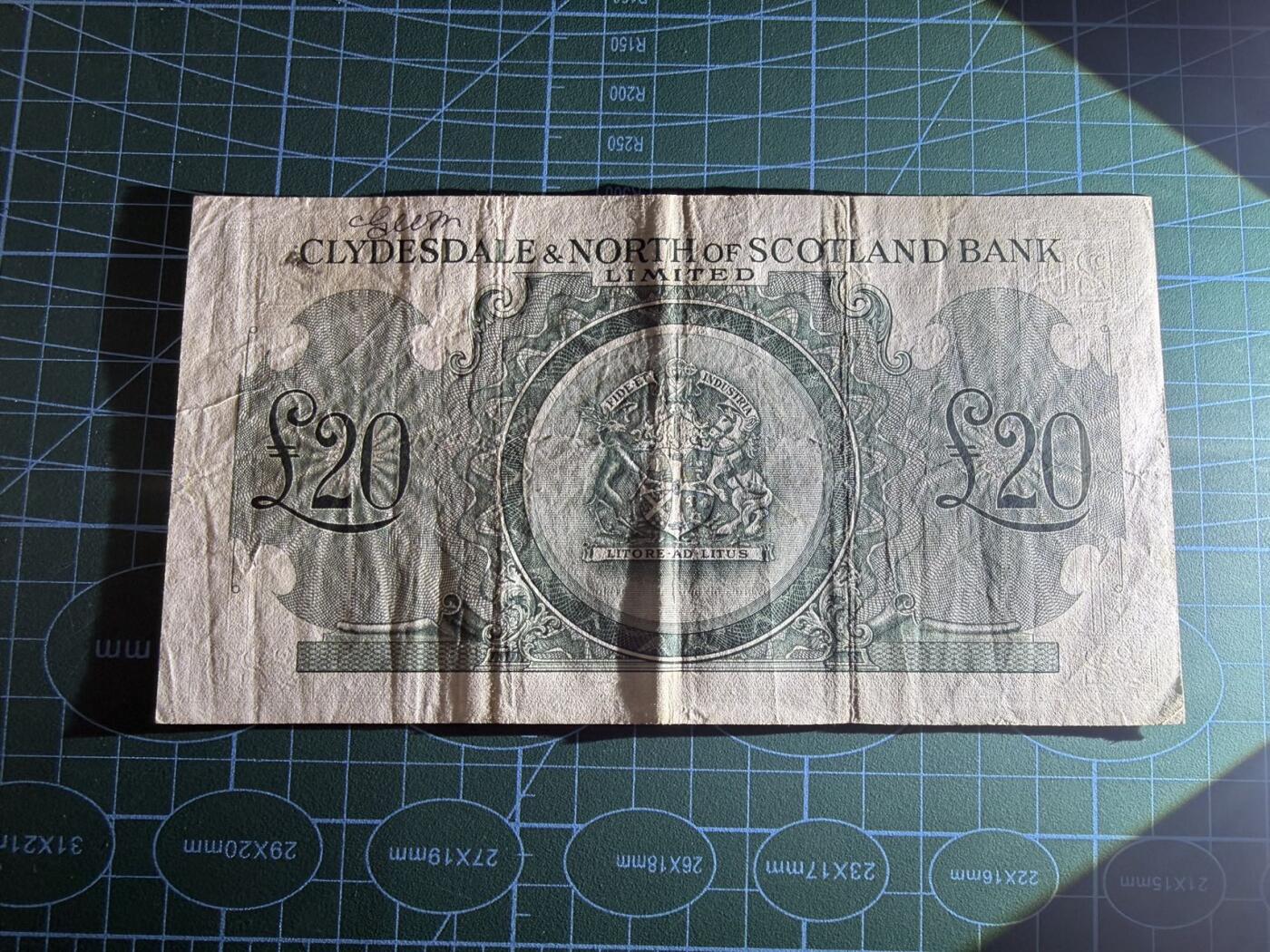 【炜奕收藏】，第五十三期 1951年苏格兰克莱斯戴尔和北方联合银行20镑，品相如图，首发年A冠稀少