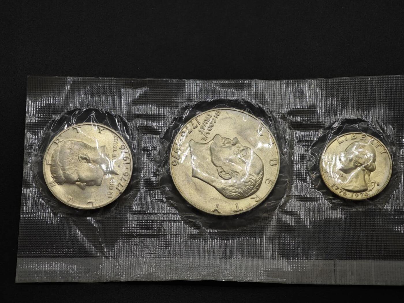 【淘币小摊】实时拍第八百三十拍   银币套币场   满百包邮可预留二周 每周一统一发货   美国1976年建国200周年银币3枚套币重42.35克400银银价237