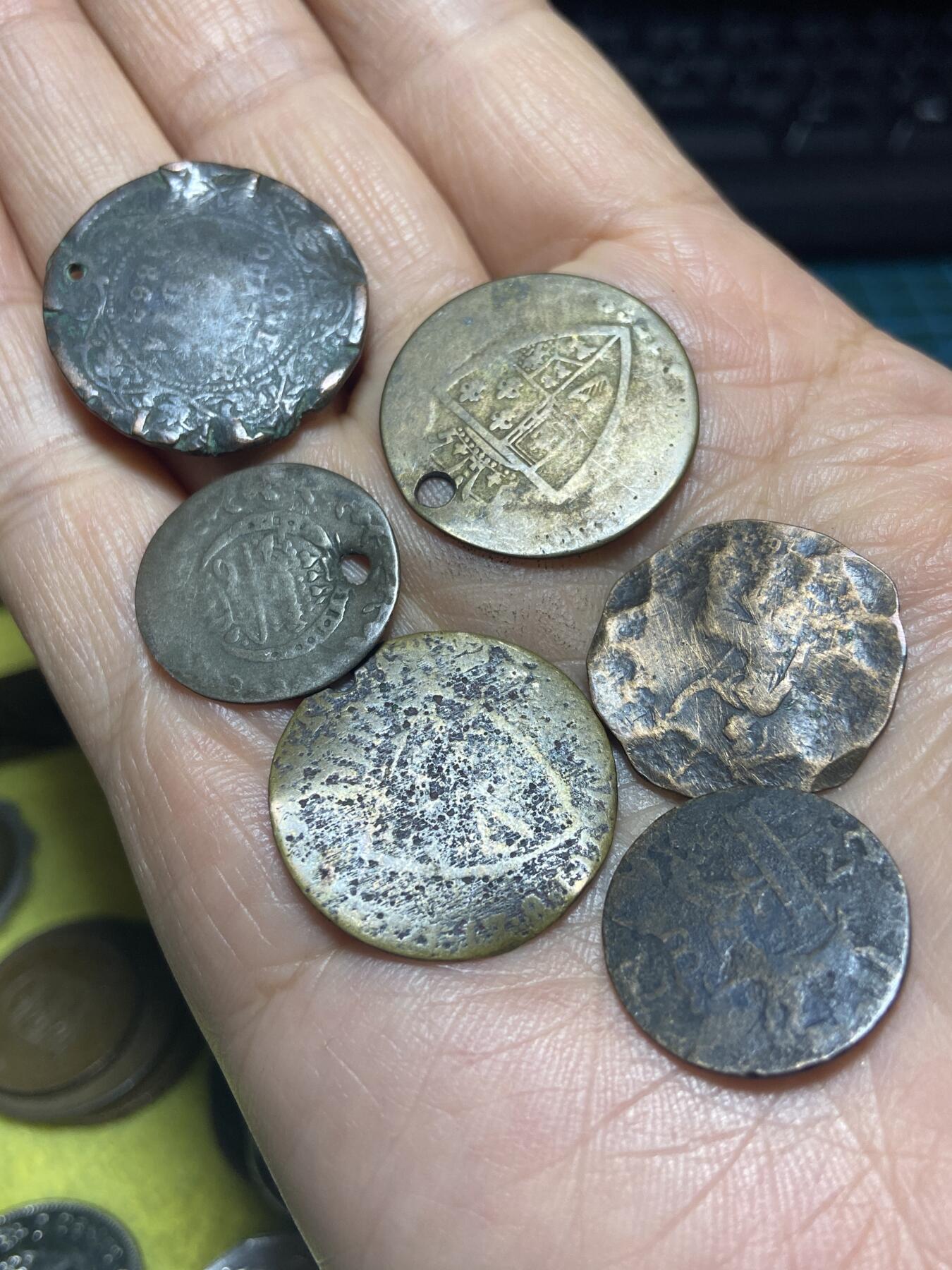 2025年第一百三十七场(总第一百六十三场）外国好品散币场(免佣金)