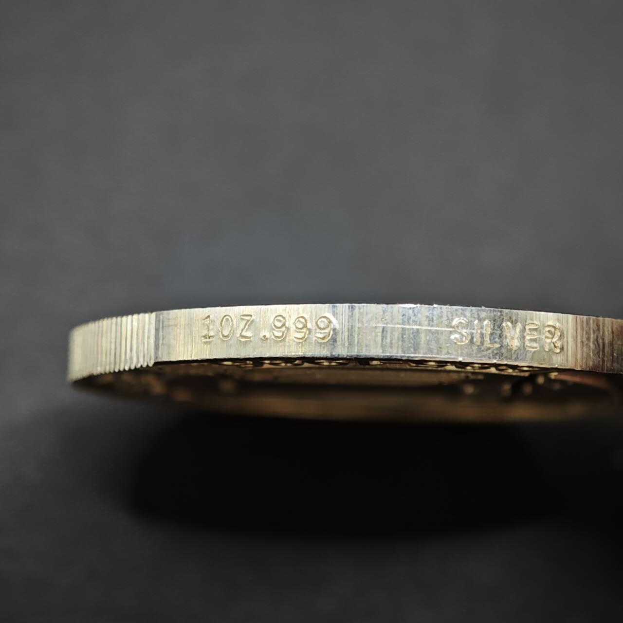 【淘币小摊】实时拍第八百三十拍   银币套币场   满百包邮可预留二周 每周一统一发货   日本1985年移民夏威夷百年1盎司999银精制银章银价435