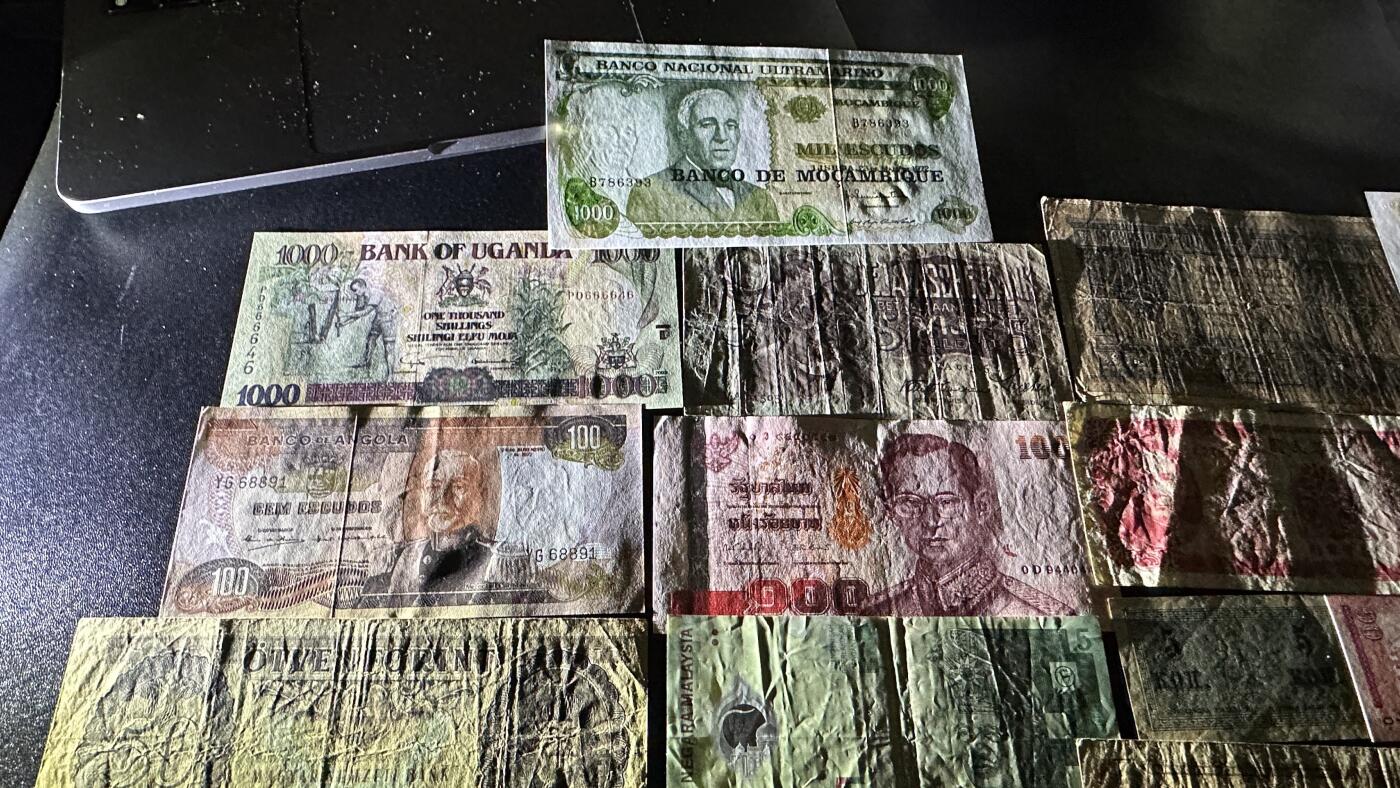 《外钞收藏家》第五百九十四期（畅拍场）（本平台长期征集拍品、欢迎藏友们联系合作）