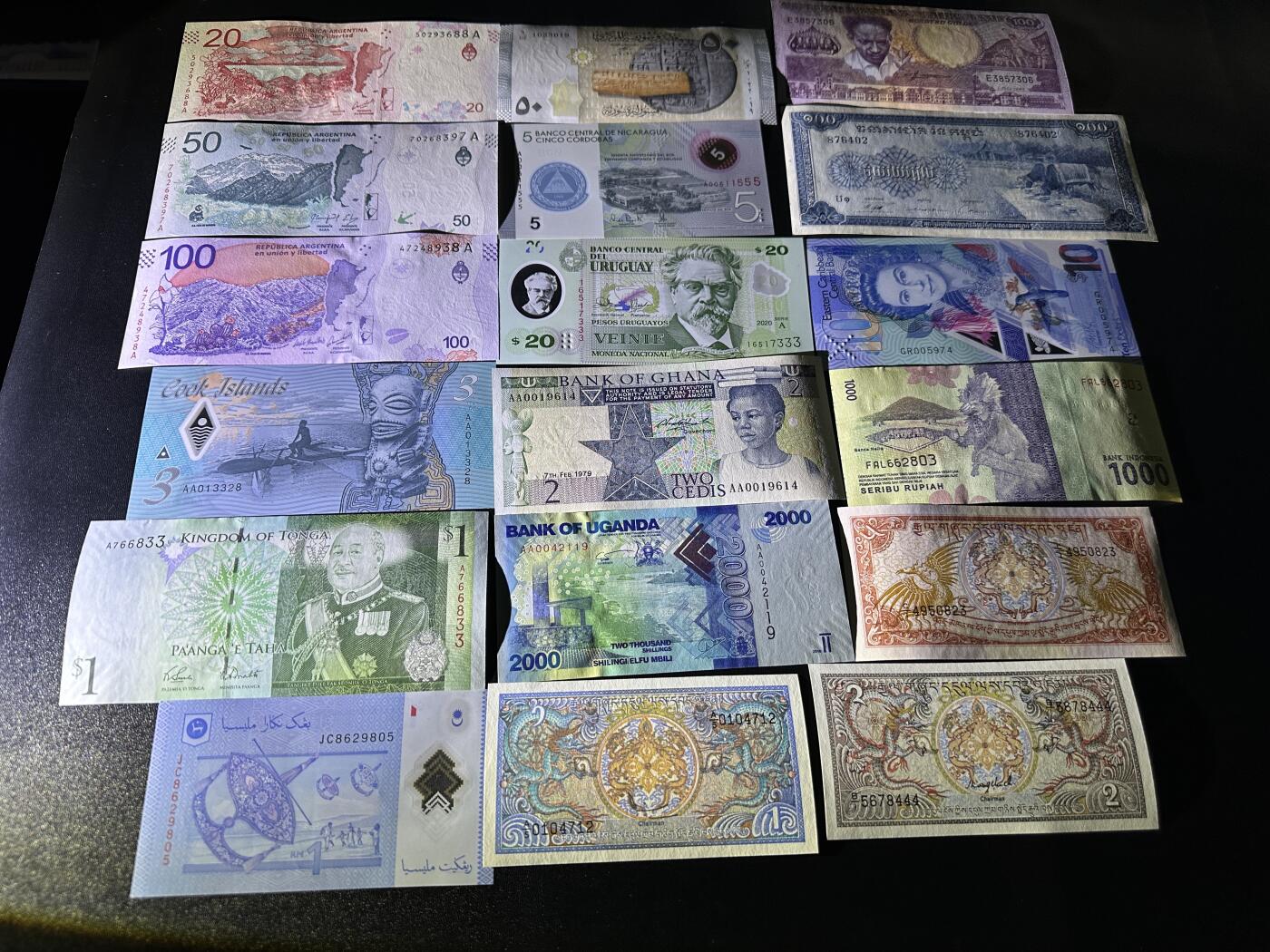 《外钞收藏家》第五百九十四期（畅拍场）（本平台长期征集拍品、欢迎藏友们联系合作）