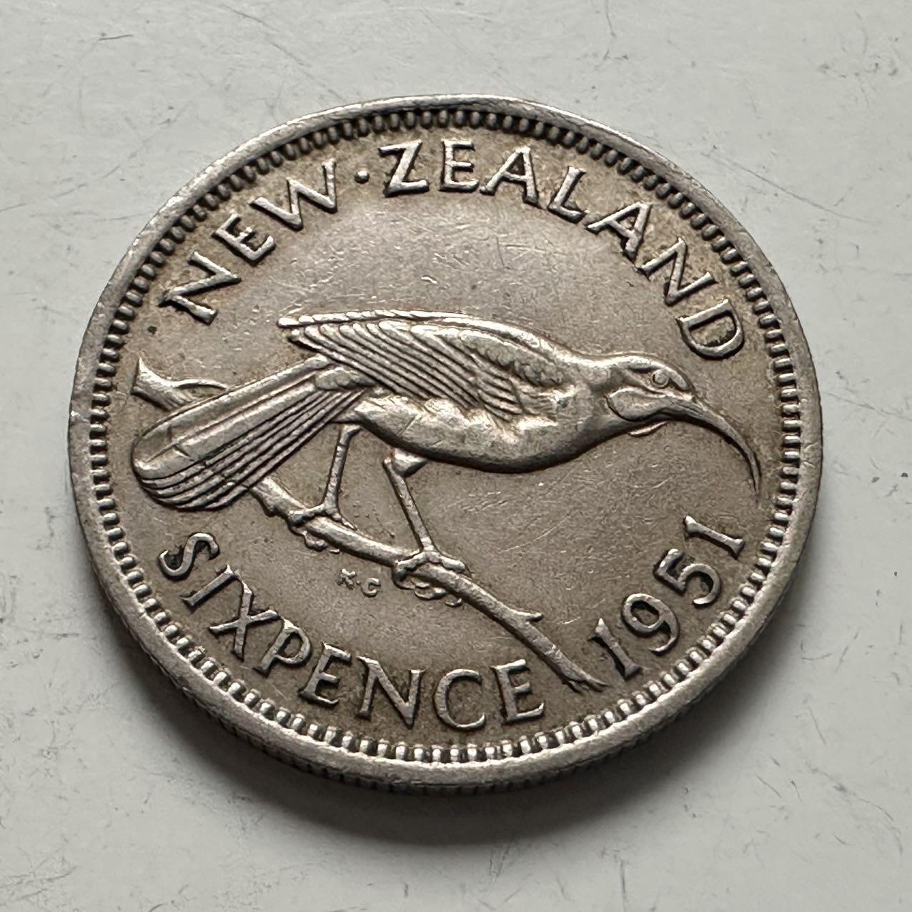 🌹外币初藏🌹🐯2025年第141场  每周二四六晚8️⃣点 接代拍 新西兰1951年六便士