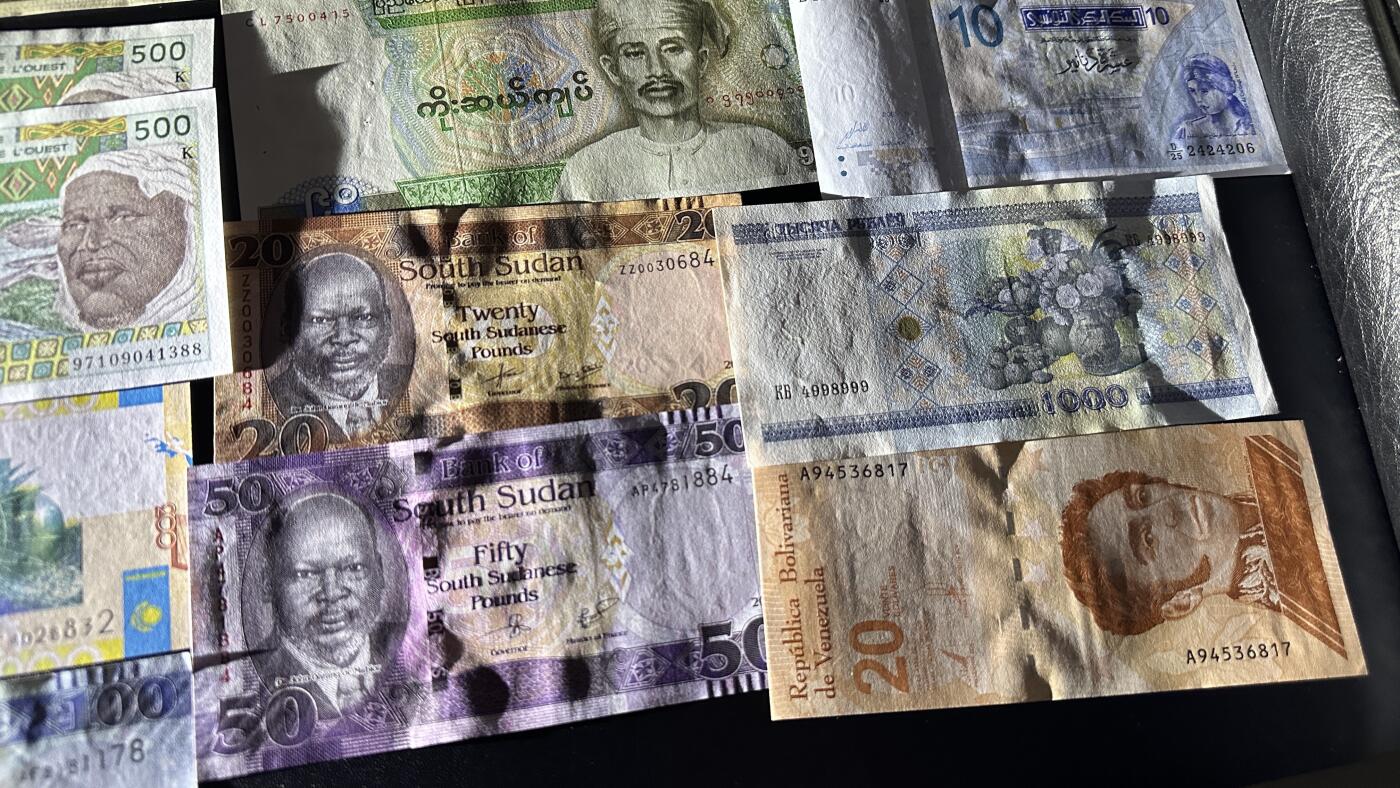 《外钞收藏家》第五百九十四期（畅拍场）（本平台长期征集拍品、欢迎藏友们联系合作） 多张精美纸币和塑料钞一起大部份全新 个别有瑕疵