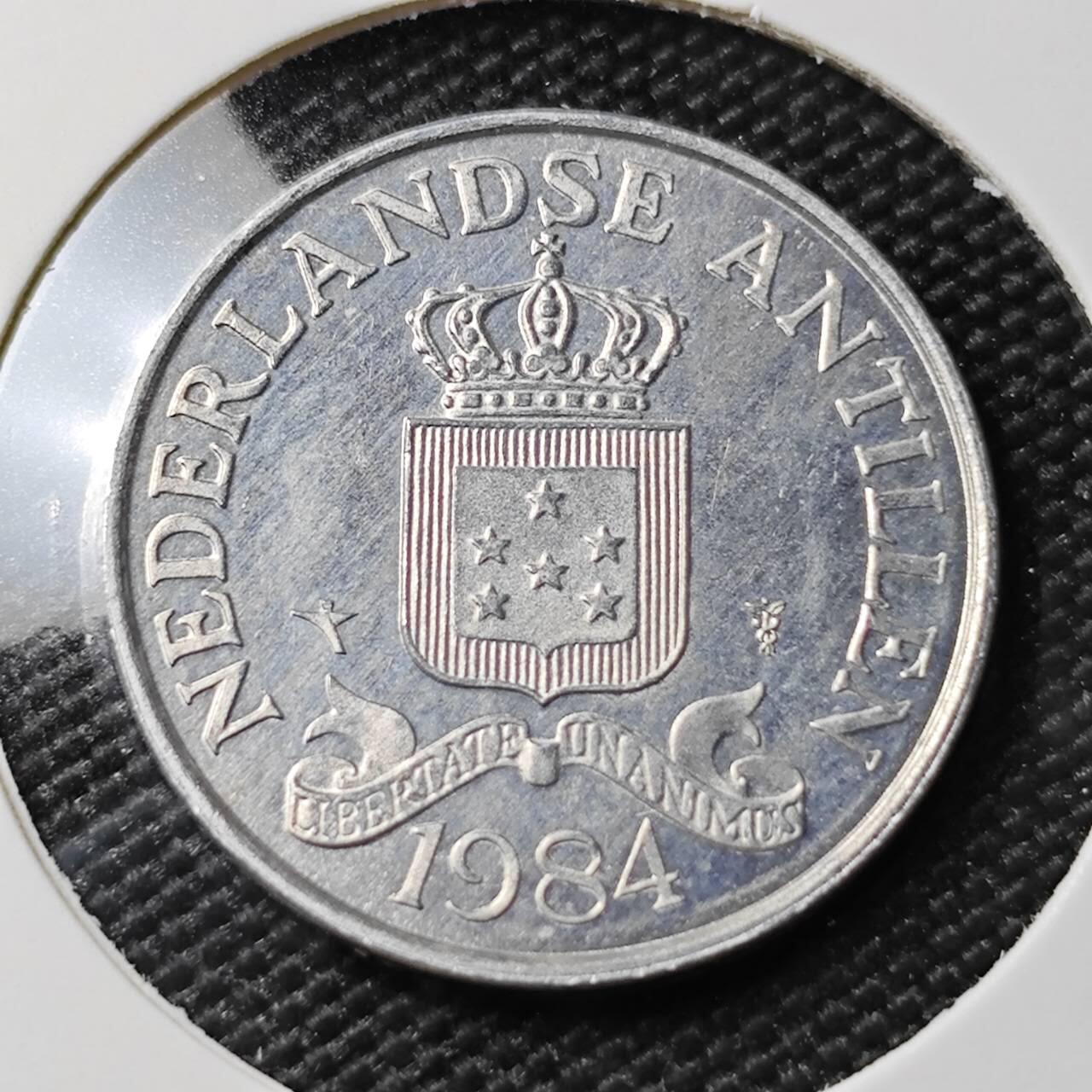 KK钱币收藏小铺 第380期  2月预留时间 周末发货  1984荷属安地列斯2.5分 好品