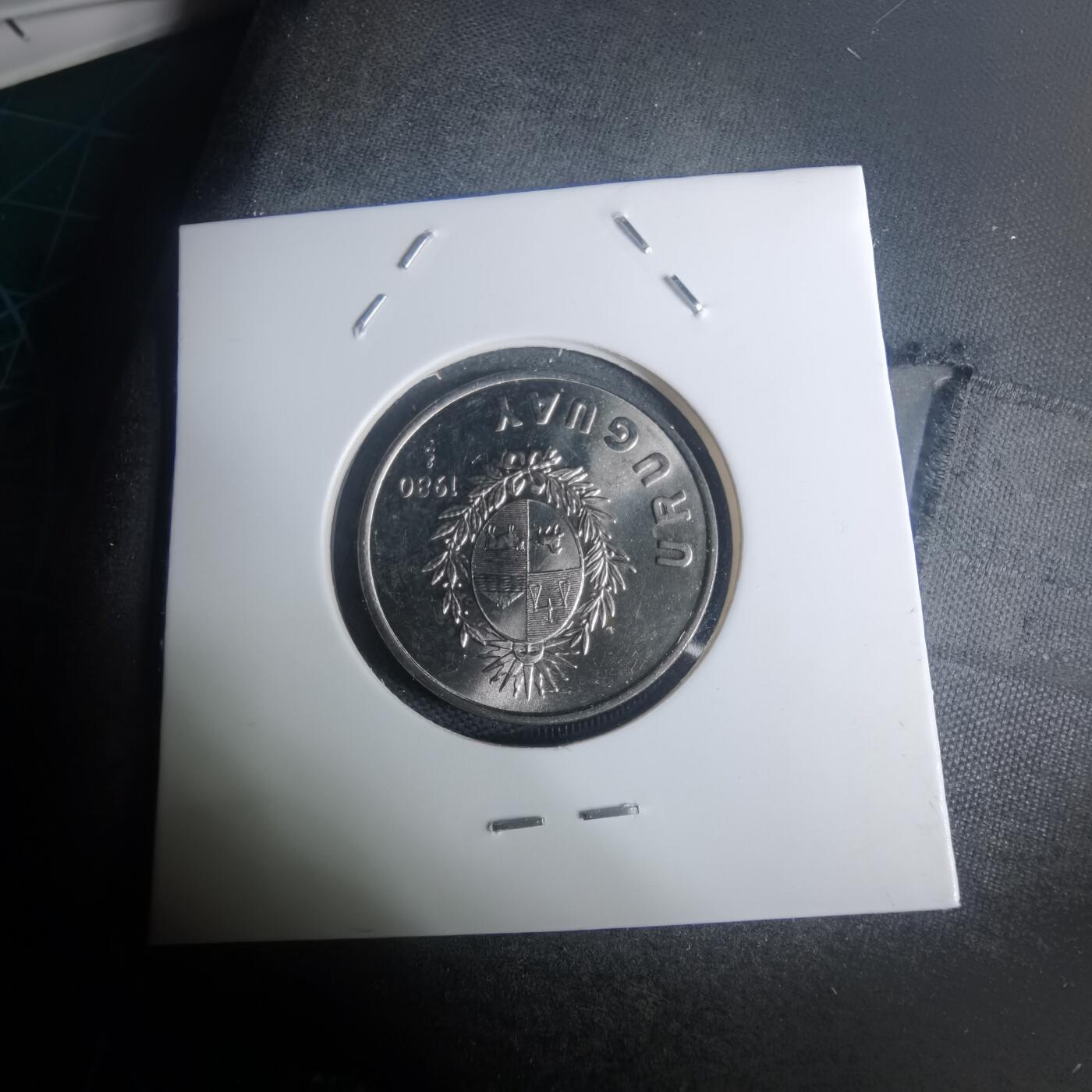 沼泽如烟--第935场 乌拉圭1980年1比索