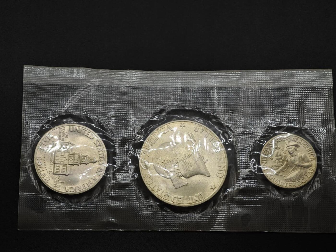 【淘币小摊】实时拍第八百三十拍   银币套币场   满百包邮可预留二周 每周一统一发货   美国1976年建国200周年银币3枚套币重42.35克400银银价237