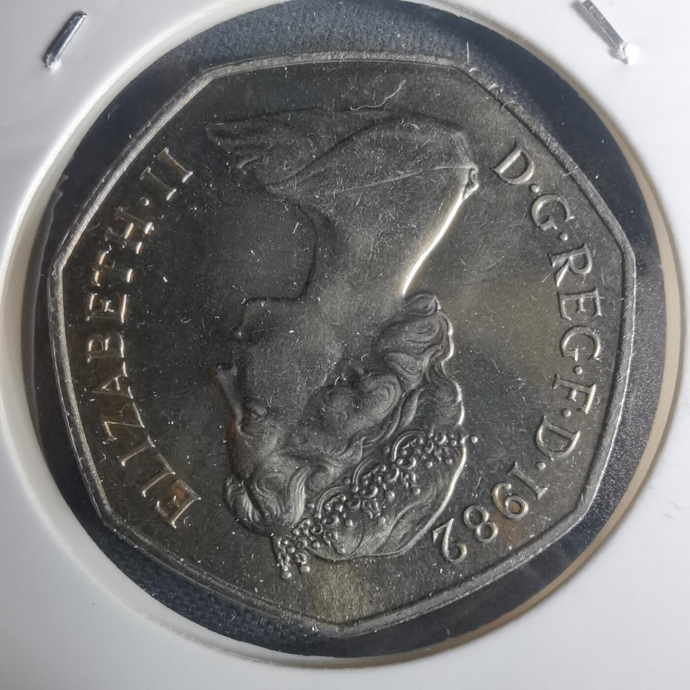 沼泽如烟--第935场 英国1982年50便士