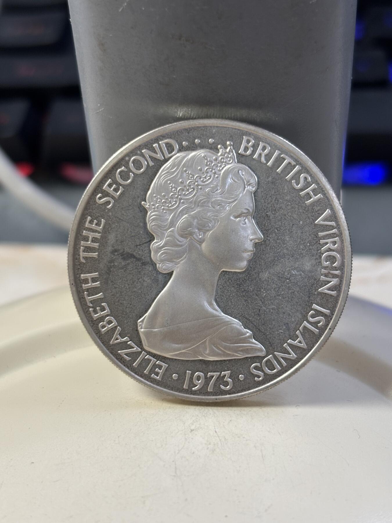 第185期拍卖 维尔京1973年动物鸟类纪念银币，925银，25.7克