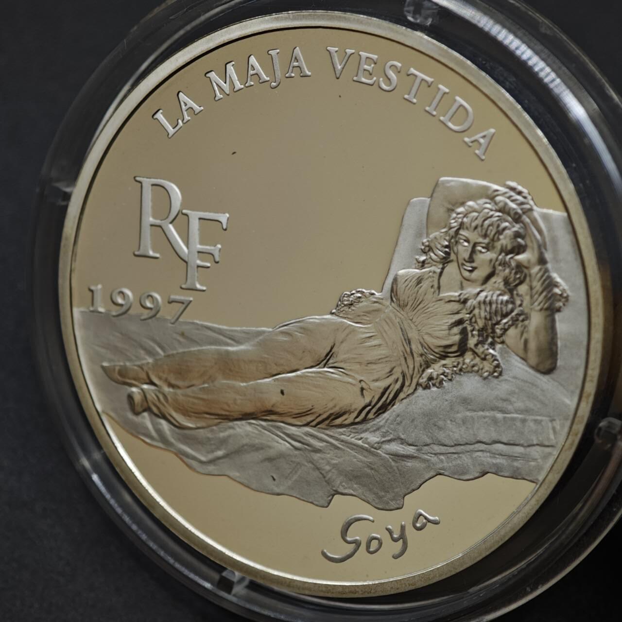 【淘币小摊】实时拍第八百三十拍   银币套币场   满百包邮可预留二周 每周一统一发货   法国1997年着衣的玛哈10法郎精制银币