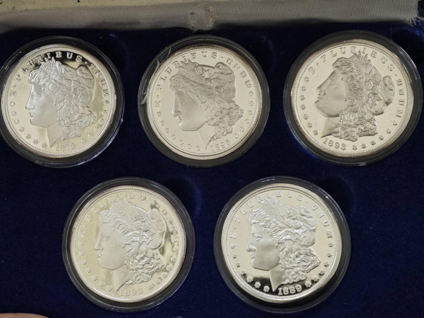 【淘币小摊】实时拍第八百三十拍   银币套币场   满百包邮可预留二周 每周一统一发货   美国摩根特年精制镀银纪念章5枚