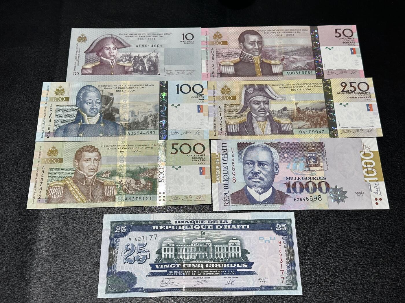 《外钞收藏家》第五百九十四期（畅拍场）（本平台长期征集拍品、欢迎藏友们联系合作） 海地10-1000面额 7张一起 全新UNC （177）