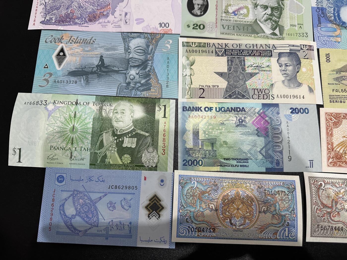 《外钞收藏家》第五百九十四期（畅拍场）（本平台长期征集拍品、欢迎藏友们联系合作）