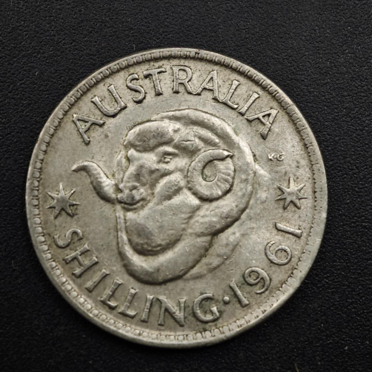 【淘币小摊】实时拍第八百三十一拍   散币场   满百包邮可预留二周 每周一统一发货   澳大利亚1961年伊丽莎白二世1先令银币