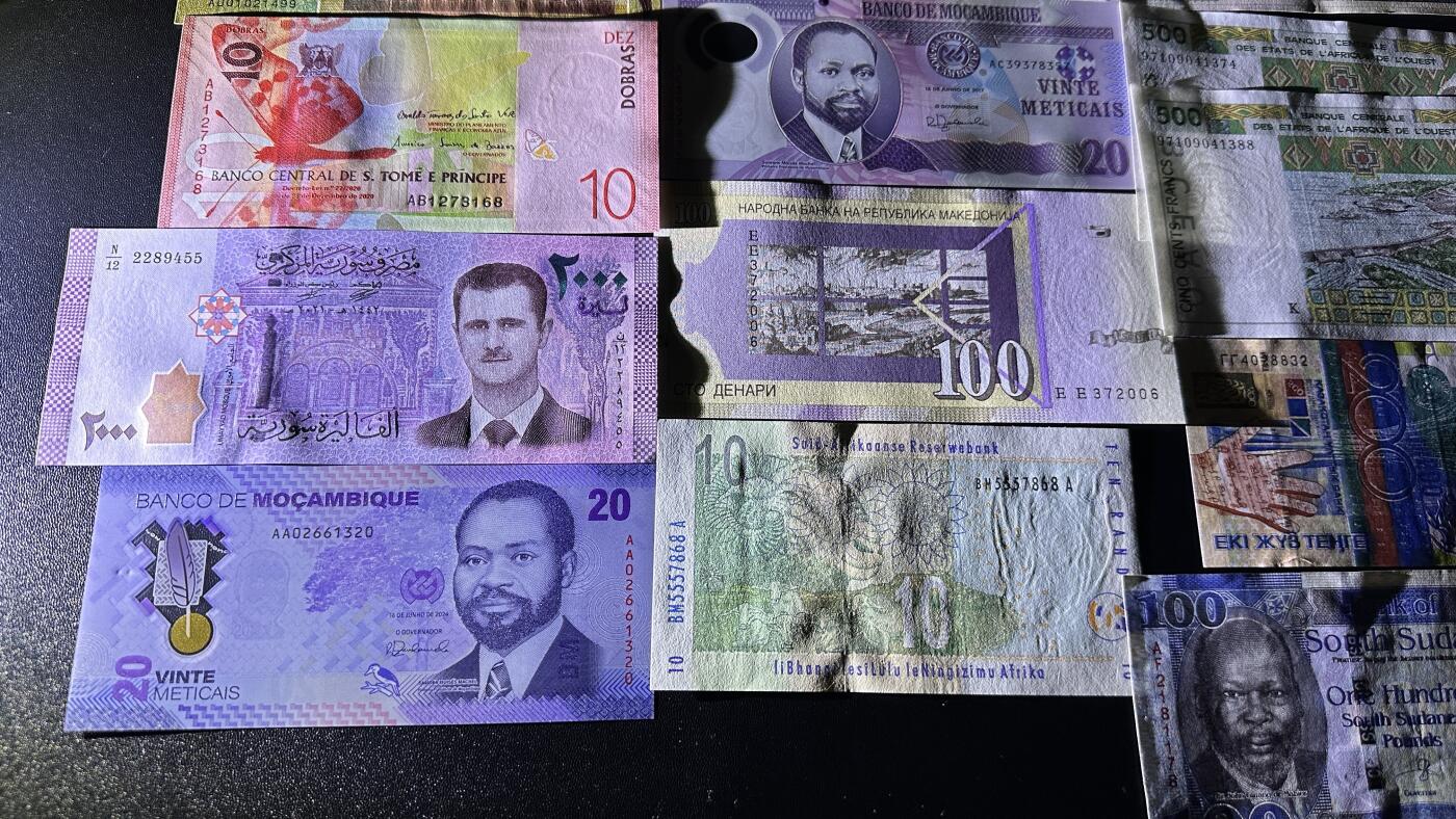 《外钞收藏家》第五百九十四期（畅拍场）（本平台长期征集拍品、欢迎藏友们联系合作） 多张精美纸币和塑料钞一起大部份全新 个别有瑕疵