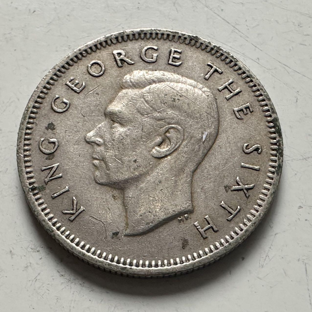 🌹外币初藏🌹🐯2025年第141场  每周二四六晚8️⃣点 接代拍 新西兰1951年六便士