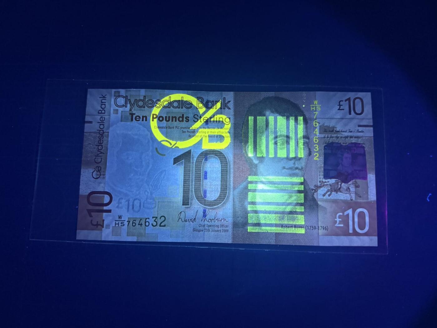 【炜奕收藏】，第五十三期 2009年苏格兰克莱斯戴尔银行10镑，UNC品相，WHS首发冠