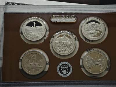 【淘币小摊】实时拍第八百三十拍   银币套币场   满百包邮可预留二周 每周一统一发货   - 美国2011年精制公园币5枚套原盒原证